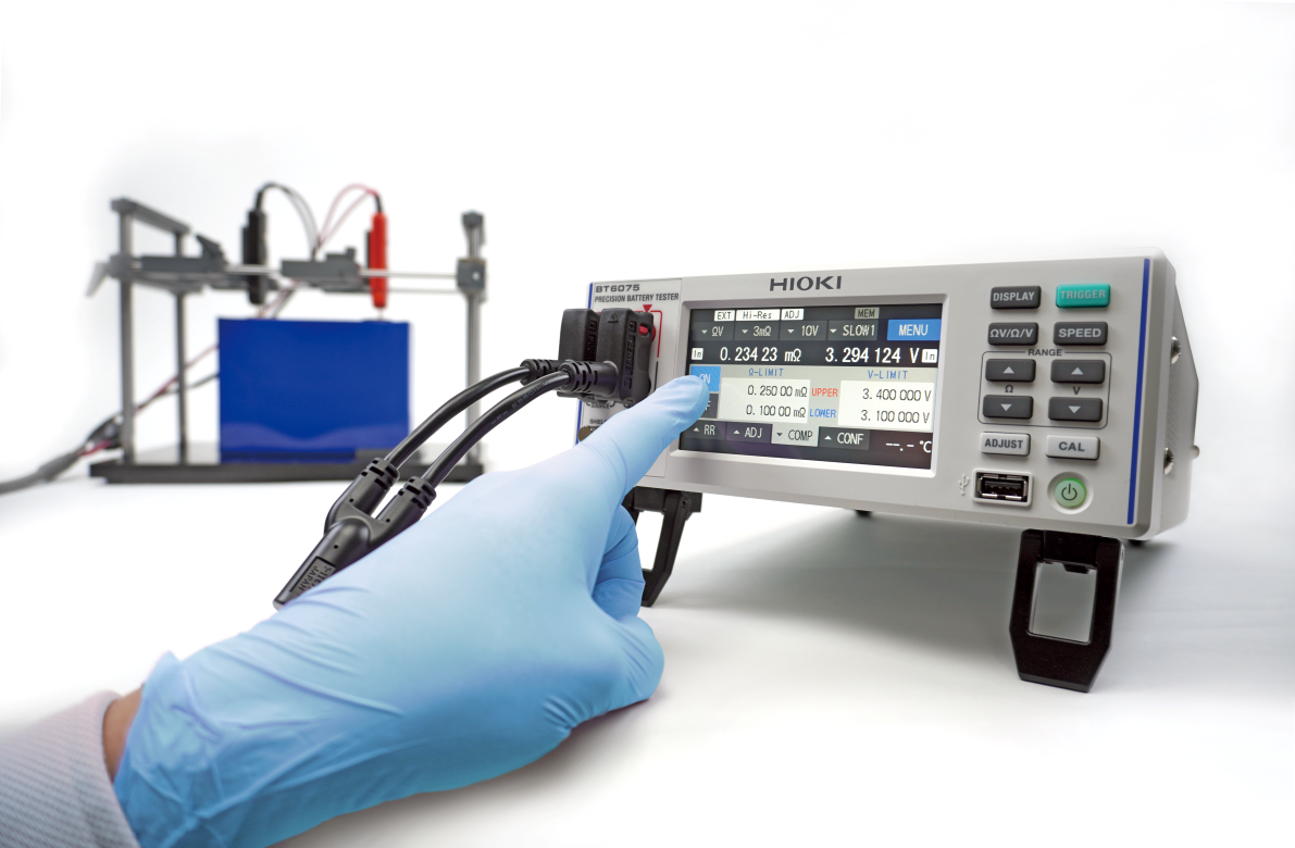 BT6075 - 2-in-1 Präzisions-Batterietester und Voltmeter
